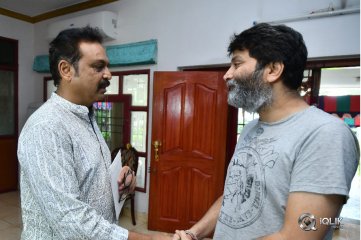 Celebrities Pay Homage to Vijaya Nirmala Garu